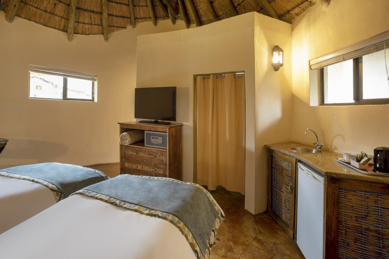 רסטנבורג Bush Bungalows At Sun City Resort מראה חיצוני תמונה